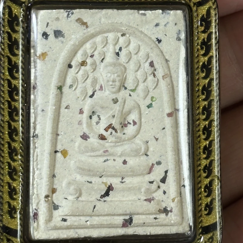 龙婆戈迈·崇迪撒宝石·圣粉佛牌·佛历2512年·拉差那达寺皇家御赐圣地亲制开光·附Samakom Phra鉴定证书·仅此一件 7