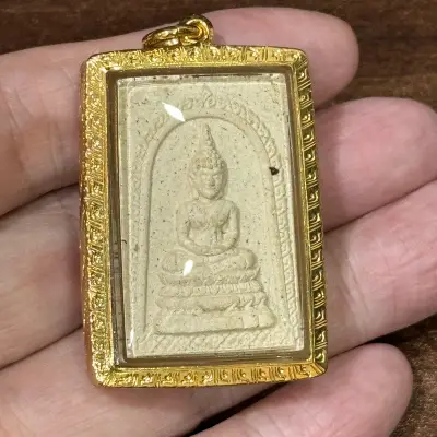 龙婆添 · 拉哈莱寺丨พระสมเด็จไร่วารี崇迪莱瓦丽 · 复古版 · 圣粉 · 意大利金壳 · 佛历2563年督造
