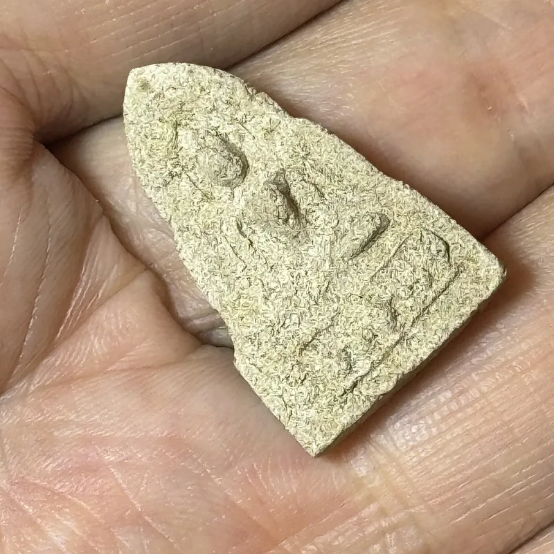 Luang Pho Chai · Phra Phuttha Chinnarat · Itthije Maha Phut Powder · Wat Hua Wao, Singburi B.E. 2497 — 70-Year-Old Batch, 3 Pieces Each Certified 6