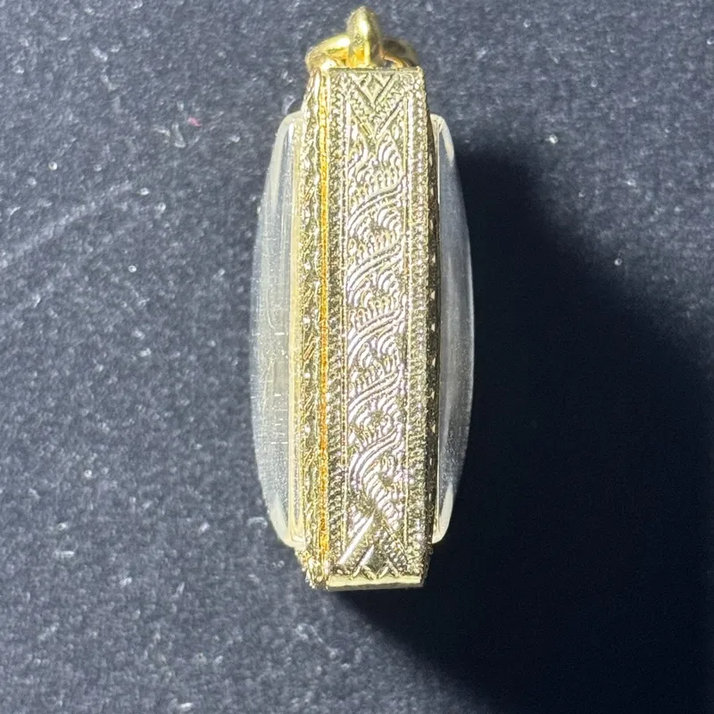 龙婆才 经粉印款佛牌 屈匯嘩 信武里 佛历2497年 3