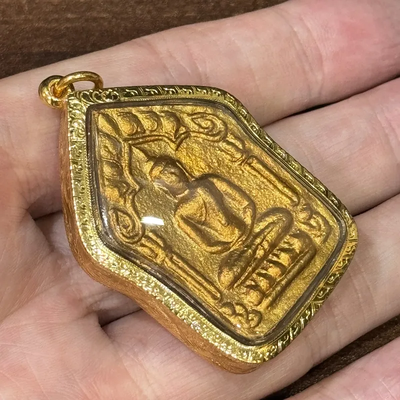 龙婆添 · 拉哈莱寺丨พระขุนแผน坤平 · 诞辰146周年纪念版 · 大模圣粉 · 背镶双符管 · 佛历2568年督造 7