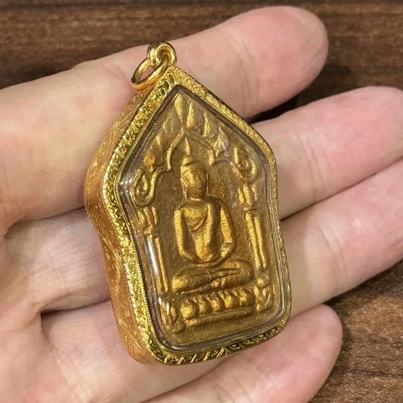 龙婆添 · 拉哈莱寺丨พระขุนแผน坤平 · 诞辰146周年纪念版 · 大模圣粉 · 背镶双符管 · 佛历2568年督造 2