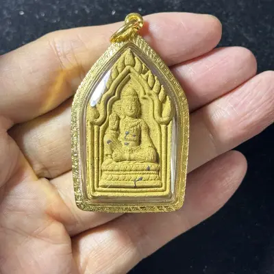 阿赞初·坤平佛·จอมคน王者版·粉质（佛历2550年普泰萨旺皇家古寺开光｜附鉴定卡·可补货）