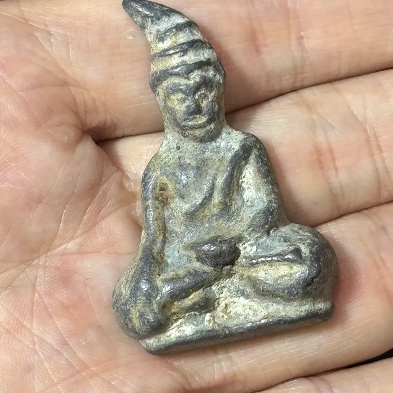 帕塔卡丹(พระท่ากระดาน)·铅质·乌通艺术风格法相(美功河畔的铁血战士|避险·威严·不屈之相|无鉴定卡·实物拍摄·仅此一件) 1