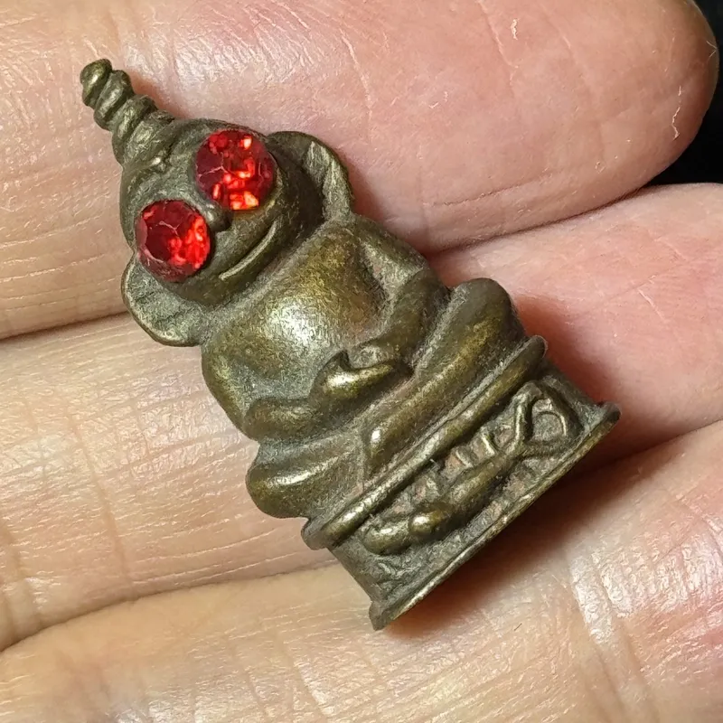 Luang Pho Koy · Phra Ngang Red-Eye · Sacred Alloy · Wat Khao Din Tai, Buriram B.E. 2551 — Limited Run of 999, One of a Kind, Uncased 5