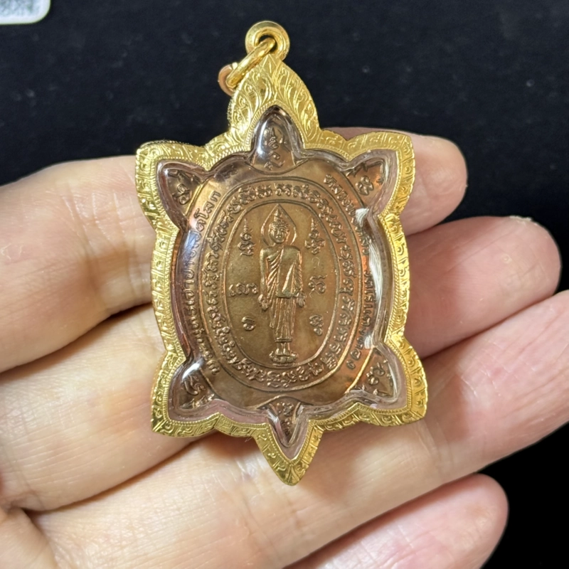 Luang Pu Liew · Phaya Tao Thong · Phaloem · B.E. 2539 · Wat Rai Taeng Thong — Vintage
