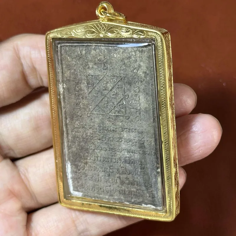 Luang Phor Jaran · Birth Enlightenment Parinirvana · Sacred Powder B.E.2532 · Wat Amphawan · Cert P01786 3