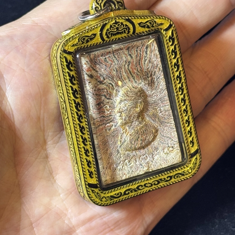 龙婆培·崇迪佛·狮子座模·粉质（佛历2515年瓦编冠汤寺亲主开光｜亚克力防水壳·仅此一件） 7