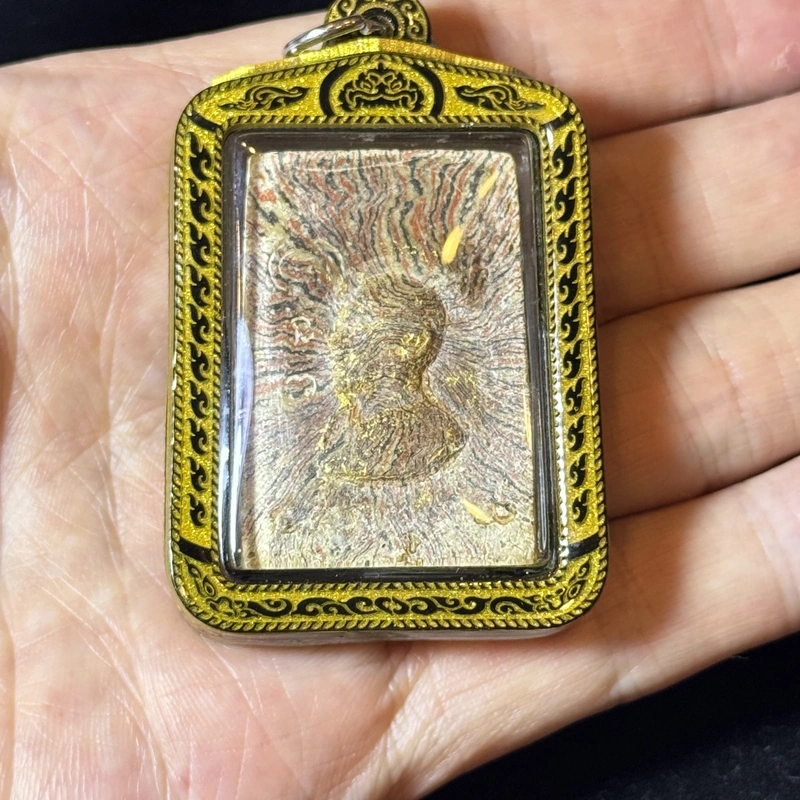 龙婆培·崇迪佛·狮子座模·粉质（佛历2515年瓦编冠汤寺亲主开光｜亚克力防水壳·仅此一件） 6