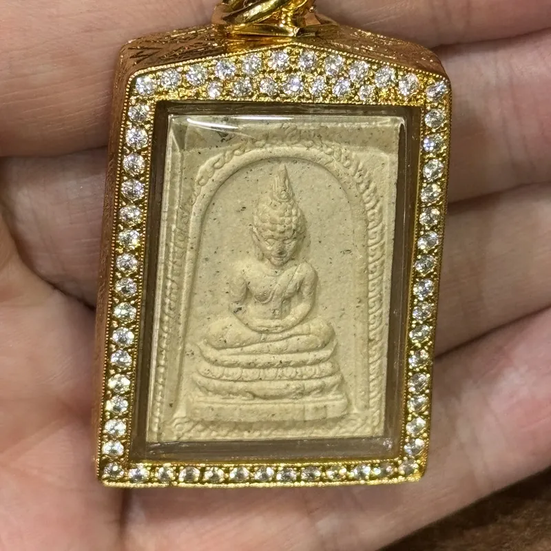 Luang Phor Tim · Wat Laharn Rai | Phra Somdej Rai Wari · Retro Edition · Sacred Powder · Rhinestone Gold Case · B.E. 2563 6