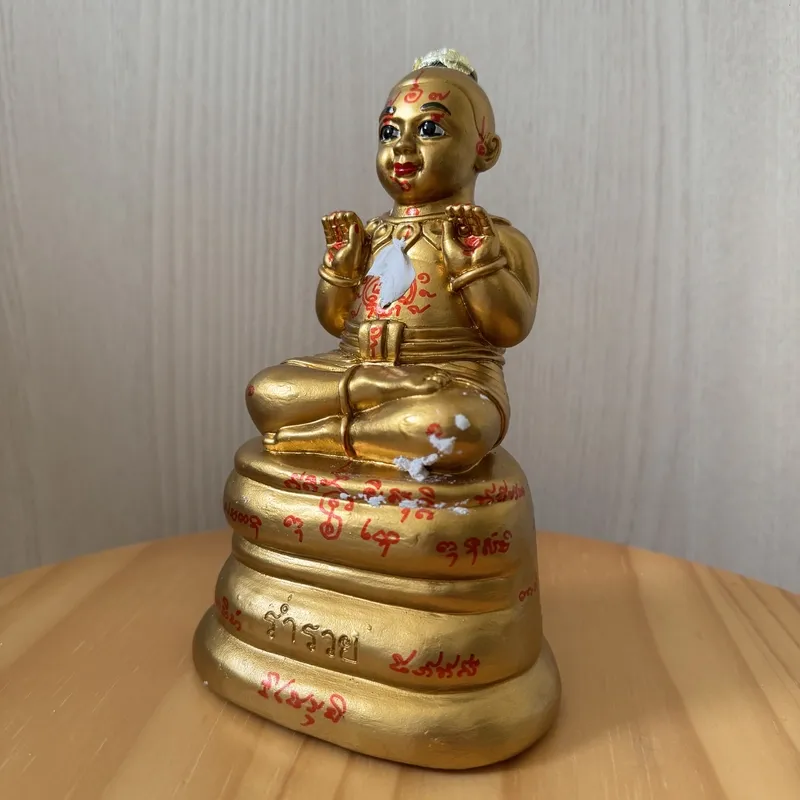 三暗寺·古曼童摆件·佛历2567年·圣料混合（高约18cm·宽约12cm·现任住持帕巴拉七加持｜招财守护） 4
