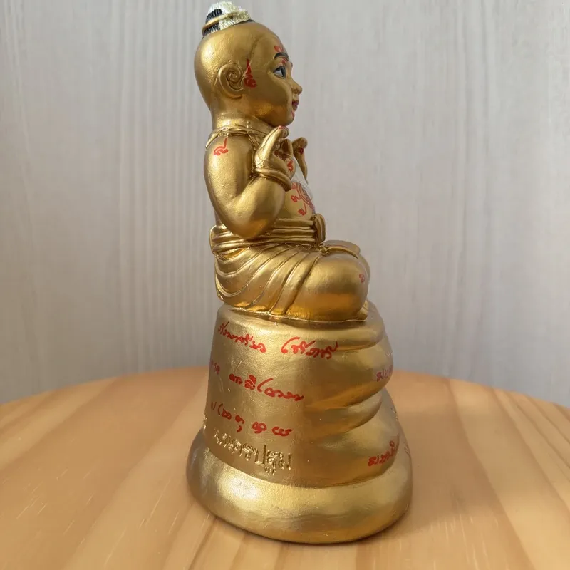 三暗寺·古曼童摆件·佛历2567年·圣料混合（高约18cm·宽约12cm·现任住持帕巴拉七加持｜招财守护） 8