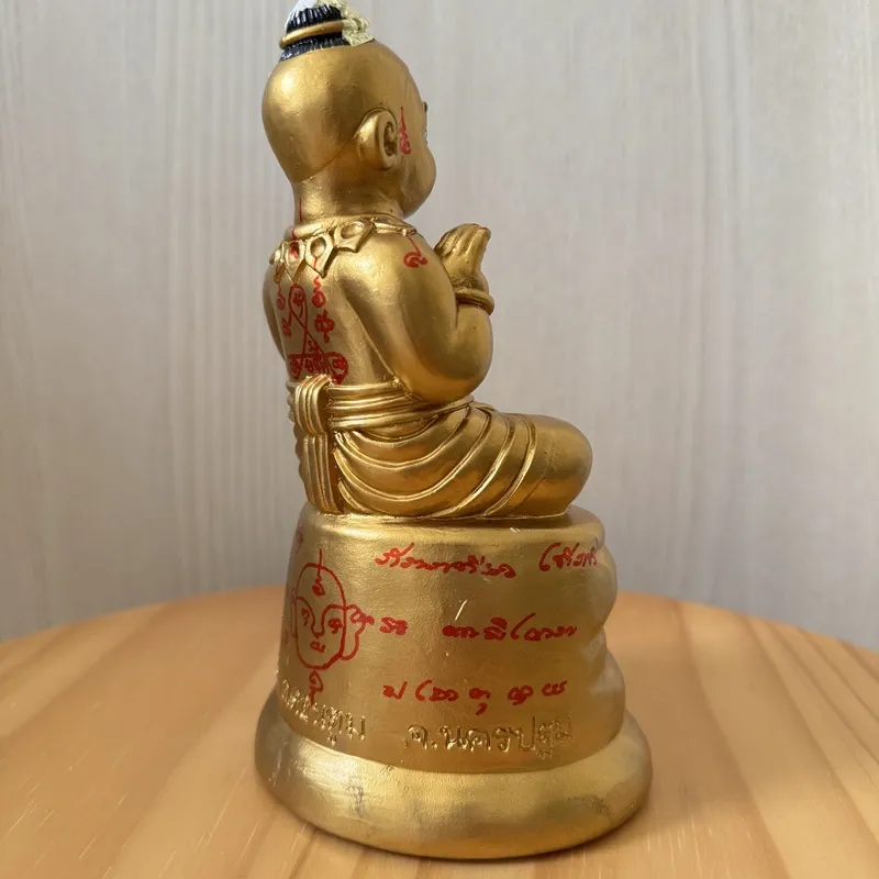 三暗寺·古曼童摆件·佛历2567年·圣料混合（高约18cm·宽约12cm·现任住持帕巴拉七加持｜招财守护） 7