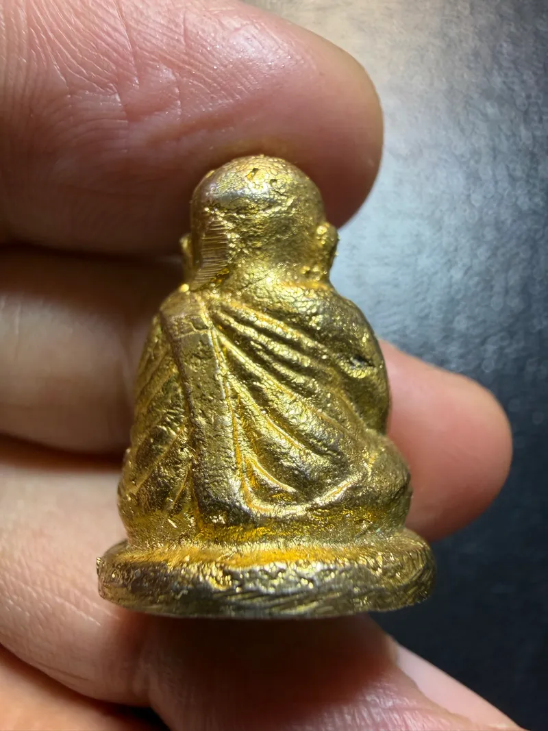 Luang Phor Ngern · Roop Lor Cast Statue · "Ruam Jai Sang Saphan" Batch · Gold-Plated Brass · Wat Hirunyaram B.E. 2528 — Certified R03692 2