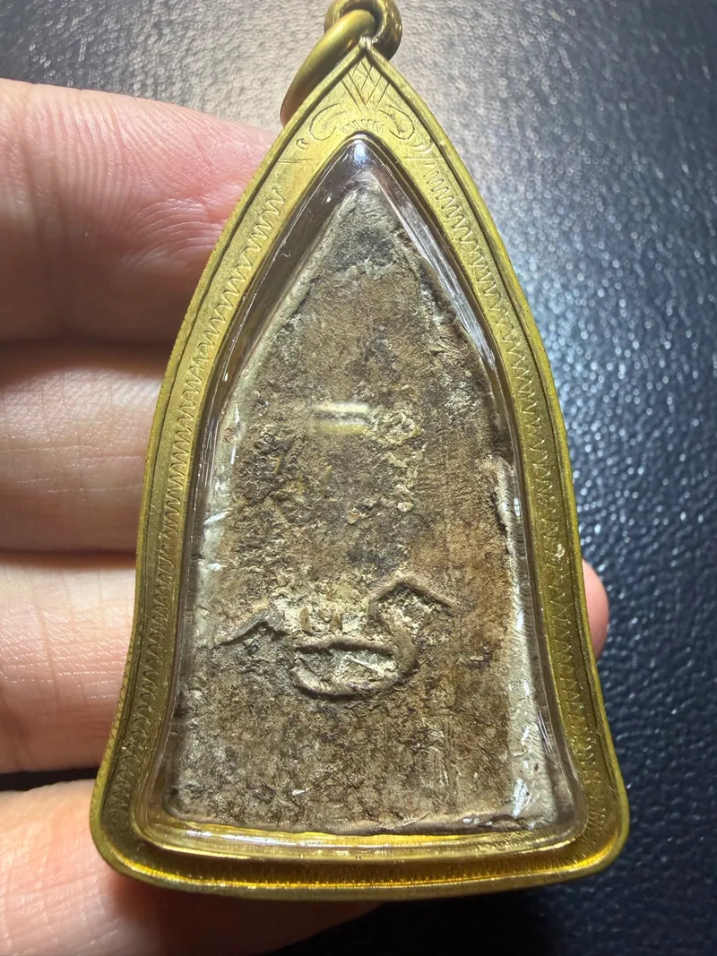 Luang Phor Tae · Phra Khun Paen First Indochina Batch (Run Raek Indochine) · Seven-Cemetery Clay · Wat Sam Ngam B.E. 2484 — Certified D01329 2