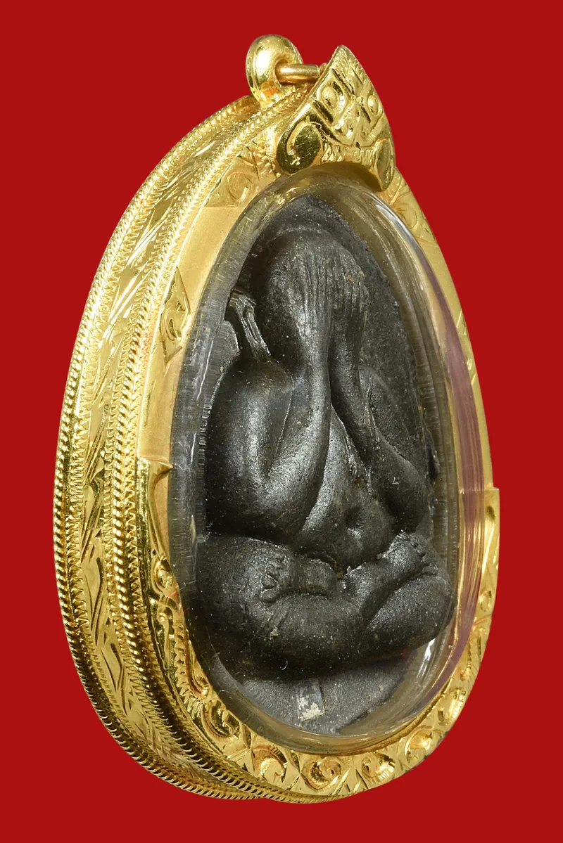 Luang Pu Toh · Phra Pidta Jumbo 2 Large Mold · Black Palm-Leaf Powder · Sukittima Yantra Back · Wat Pradu Chimphli c. B.E. 2521–2523 — Certified GJ09-C8FD3 4