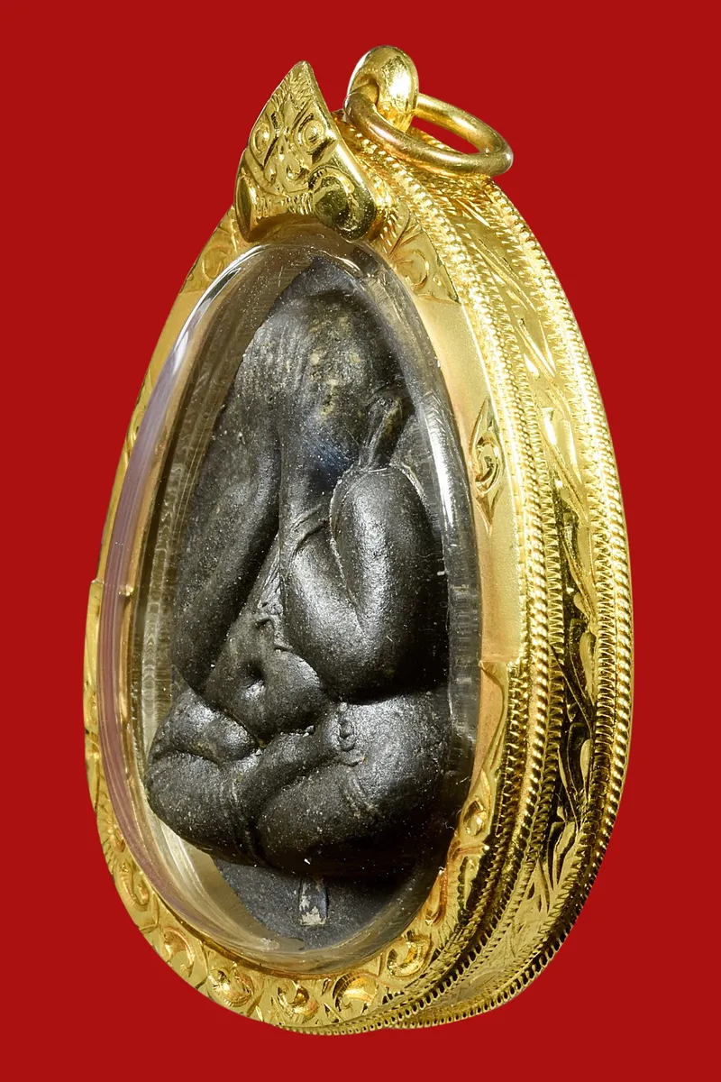 Luang Pu Toh · Phra Pidta Jumbo 2 Large Mold · Black Palm-Leaf Powder · Sukittima Yantra Back · Wat Pradu Chimphli c. B.E. 2521–2523 — Certified GJ09-C8FD3 3
