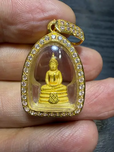 Luang Pho Sothon · Phra Kring / Phra Chaiwat · Ubosot-Building Batch · Solid Gold · Wat Sothon B.E. 2539 — Certified No. 05868