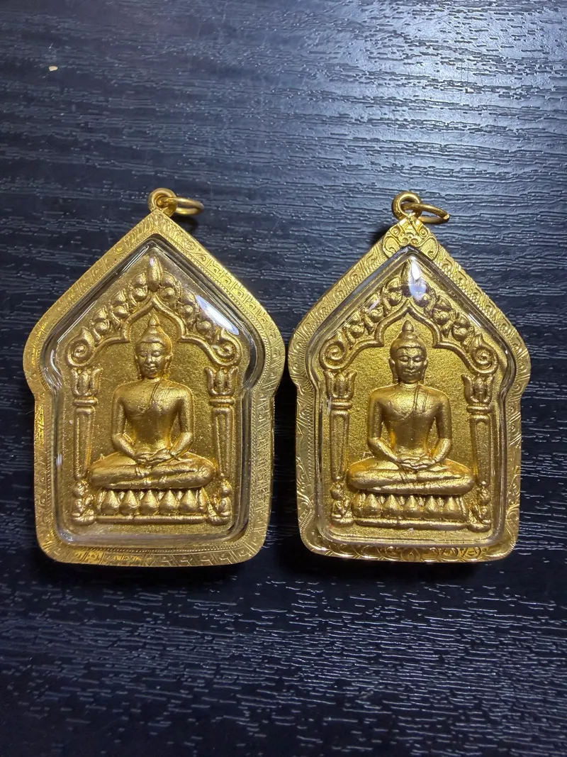 龍婆醒·坤平佛金達泥期·大模·粉質金面(佛曆2562年羅勇府拉漢艾寺|協會正式鑑定卡) 1